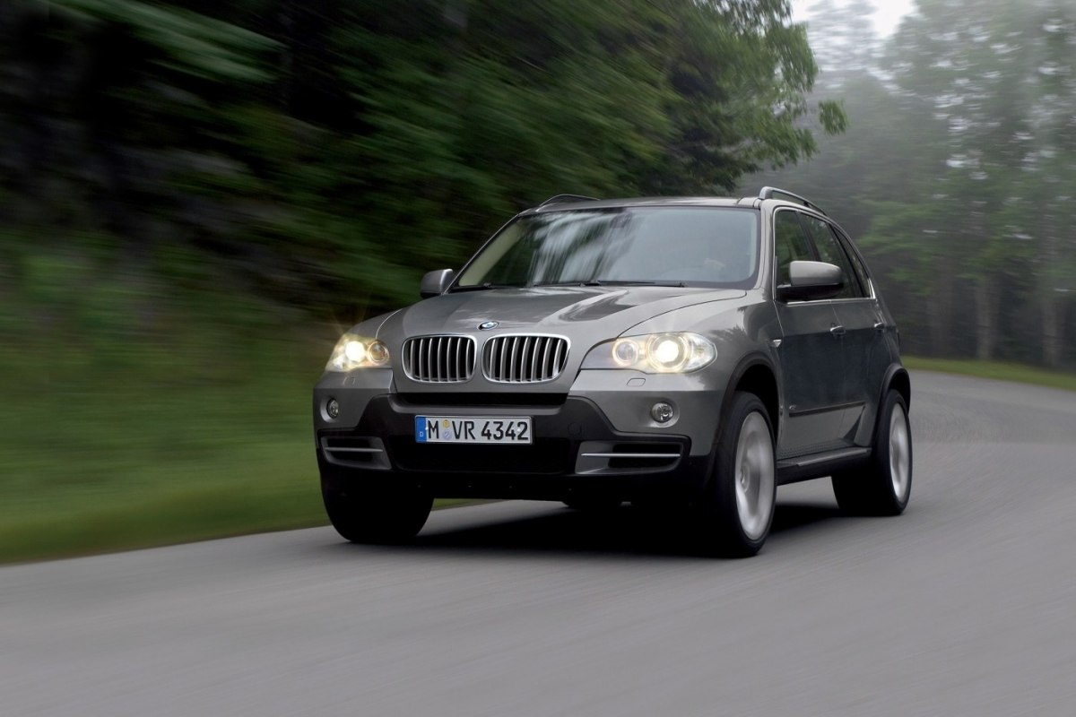 BMW X5 (E70) xDrive 3.0d AT - цены, характеристики, комплектация.